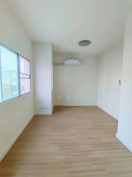 Pleno Phetkasem 81, Bangkok, Road along Khlong Phasi Charoen, southern side, Nong Kham, Nong Khaem, Bangkok, 3 Bedrooms, 96 sqm, Townhouse For Sale, by NR AGENT, 500476488 - DDproperty.com