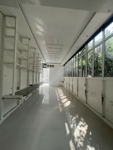 Baan Klang Muang Ratchayothin, Bangkok, 464 Phahonyothin Alley, Sena Nikhom, Chatuchak, Bangkok, 3 Bedrooms, 202 sqm, Townhouse For Sale, by NR AGENT, 500476533 - DDproperty.com