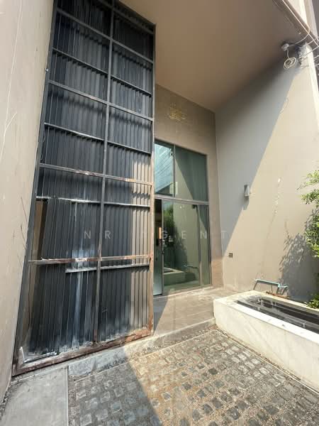 Baan Klang Muang Ratchayothin, Bangkok, 464 Phahonyothin Alley, Sena Nikhom, Chatuchak, Bangkok, 3 Bedrooms, 202 sqm, Townhouse For Sale, by NR AGENT, 500476533 - DDproperty.com