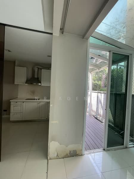 Baan Klang Muang Ratchayothin, Bangkok, 464 Phahonyothin Alley, Sena Nikhom, Chatuchak, Bangkok, 3 Bedrooms, 202 sqm, Townhouse For Sale, by NR AGENT, 500476533 - DDproperty.com