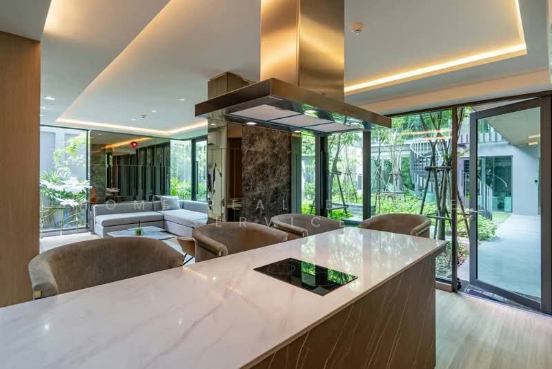 Lloyd Soonvijai-Thonglor, Bangkok, Soi Phetchaburi 47, Phetchaburi Road, Bang Kapi, Huai Khwang, Bangkok, 2 Bedrooms, 62 sqm, Condo For Rent, by HOME Real Estate Service, 500476542 - DDproperty.com