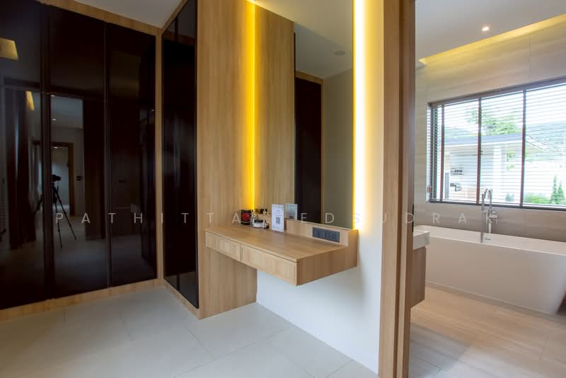La Felice Villa Hua Hin, Prachuap Khiri Khan, Soi Hua Na 21, Thap Tai, Hua Hin, Prachuap Khiri Khan, 4 Bedrooms, 583 sqm, Single Detached House For Sale, by Pathitta Iedsudrak, 500476545 - DDproperty.com