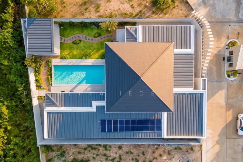 La Felice Villa Hua Hin, Prachuap Khiri Khan, Soi Hua Na 21, Thap Tai, Hua Hin, Prachuap Khiri Khan, 4 Bedrooms, 583 sqm, Single Detached House For Sale, by Pathitta Iedsudrak, 500476545 - DDproperty.com