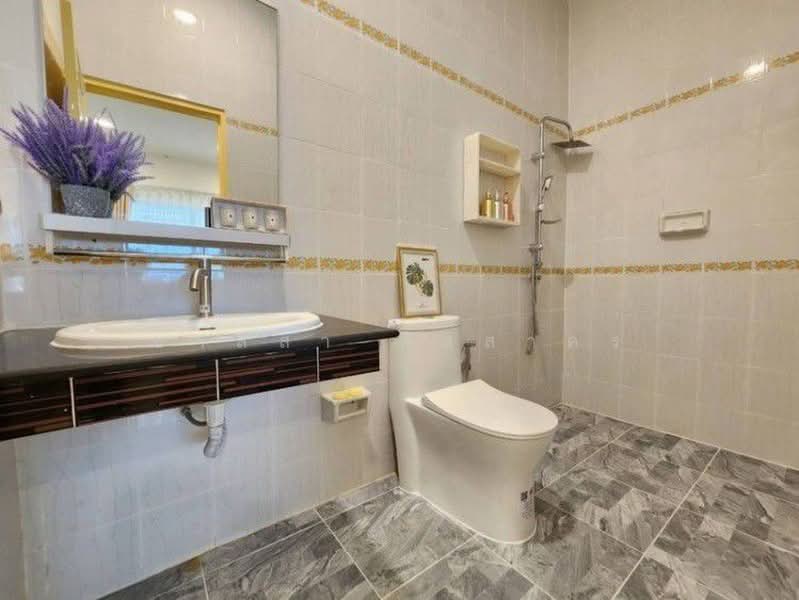 Raviporn City Home Village : รวิพร ซิตี้โฮม วิลเลจ, ชลบุรี, 74/1 ถ.หนองไม้แก่น, หนองปรือ, บางละมุง, ชลบุรี, 150 ตร.ม., วิลล่า ขาย, โดย ชาลิสา ปัสสาคร, 500476556 - DDproperty.com