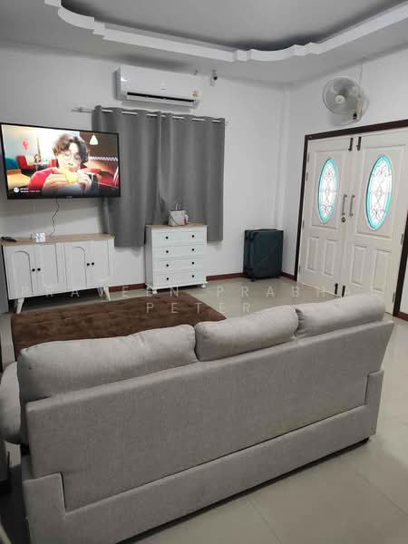 Chokchai Village 7, Chon Buri (Pattaya), Soi Khao Noi, Nong Pru, Bang Lamung (Pattaya), Chon Buri (Pattaya), 4 Bedrooms, 328 sqm, Single Detached House For Rent, by Praveen Peter, 500476577 - DDproperty.com
