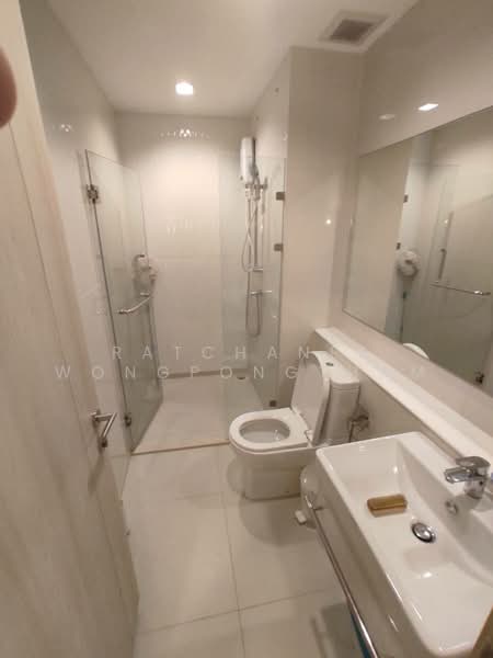 Life One Wireless, Bangkok, 1 Wireless Road, Lumphini, Pathum Wan, Bangkok, 2 Bedrooms, 65 sqm, Condo For Rent, by Ratchanee Wongpongtham, 500476605 - DDproperty.com