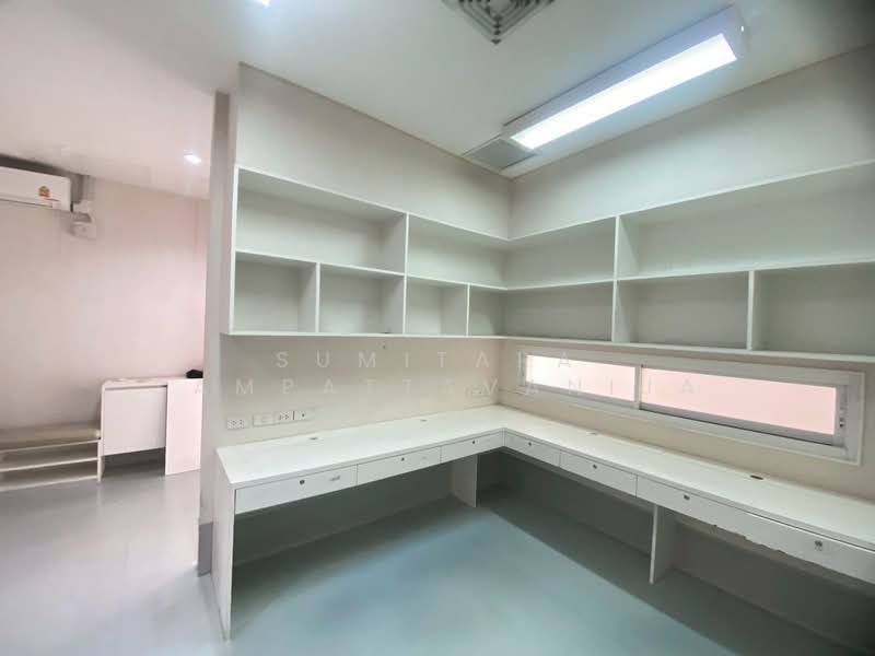 Building for rent Phayathai, Ratchathewi, Bangkok, Phaya Thai, Bangkok, , 1,027 sqm, Shophouse For Rent, by Sumitara Sampattavanija, 500476609 - DDproperty.com