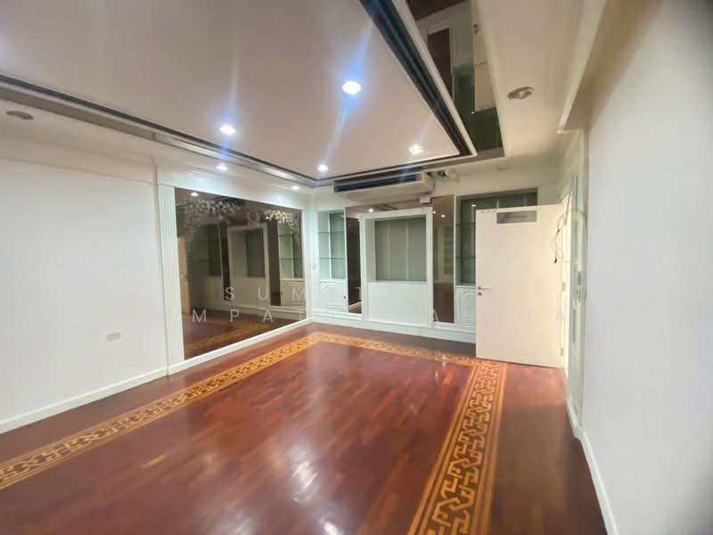 อาคารให้เช่าพญาไท ราชเทวี : Building for rent Phayathai, Ratchathewi, กรุงเทพ, พญาไท, กรุงเทพ, 1,027 ตร.ม., ตึกแถว-อาคารพาณิชย์ ให้เช่า, โดย Sumitara Sampattavanija, 500476609 - DDproperty.com
