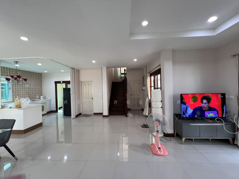 Laddarom Ratchapruek - Rattanathibet 1, Nonthaburi, 222 Ratchaphruek Rd, Bang Rak Noi, Muang Nonthaburi, Nonthaburi, 5 Bedrooms, 250 sqm, Single Detached House For Rent, by Adisorn Ploymeerassamee, 500476611 - DDproperty.com
