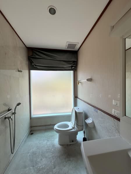 Laddarom Ratchapruek - Rattanathibet 1, Nonthaburi, 222 Ratchaphruek Rd, Bang Rak Noi, Muang Nonthaburi, Nonthaburi, 5 Bedrooms, 250 sqm, Single Detached House For Rent, by Adisorn Ploymeerassamee, 500476611 - DDproperty.com