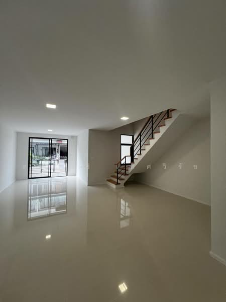 เอ็มไนน์ อเวนิว พระราม2, Bangkok, Tha Kham, Bang Khun Thian, Bangkok, 4 Bedrooms, 167 sqm, Townhouse For Sale, by สมโพธิ เทศวิรัช, 500476622 - DDproperty.com