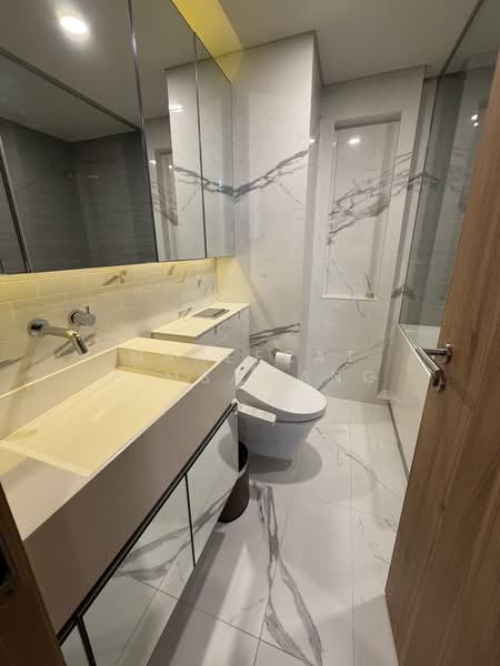 Siamese Exclusive Sukhumvit 31, Bangkok, 75 Soi Sukhumvit 31, Khlong Tan Nua, Watthana, Bangkok, 2 Bedrooms, 90 sqm, Condo For Rent, by Nareerat Pimsawang, 500476646 - DDproperty.com