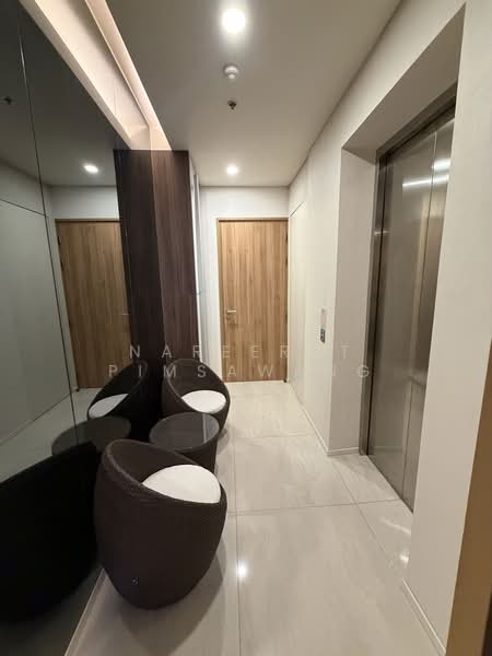 Siamese Exclusive Sukhumvit 31, Bangkok, 75 Soi Sukhumvit 31, Khlong Tan Nua, Watthana, Bangkok, 2 Bedrooms, 90 sqm, Condo For Rent, by Nareerat Pimsawang, 500476646 - DDproperty.com