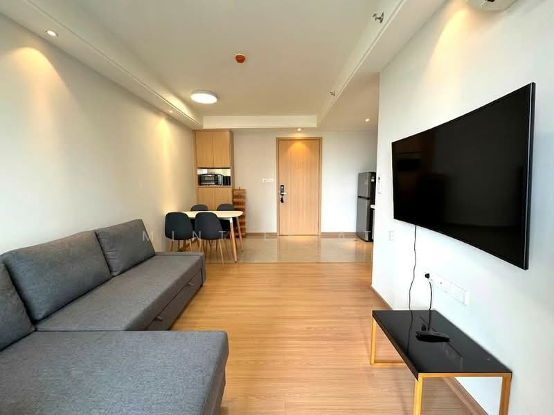 Regal Sathon-Naradhiwas, Bangkok, Naradhiwas Rajanagarindra Road, Thung Maha Mek, Sathon, Bangkok, 1 Bedroom, 38 sqm, Condo For Rent, by Mint Estate, 500476656 - DDproperty.com