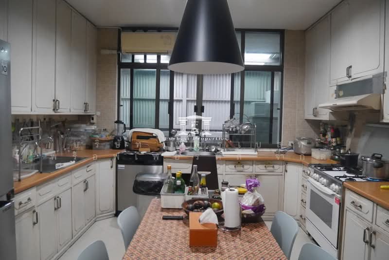 44228 - Legacy Living: ที่ดินพร้อมบ้าน 3 ชั้น ร่วมฤดี 5, Bangkok, ร่วมฤดี, Lumphini, Pathum Wan, Bangkok, , 492 sqm, Land For Sale, by Forbest Properties Co., Ltd., 500476667 - DDproperty.com