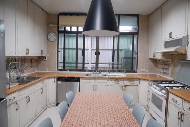 44228 - Legacy Living: ที่ดินพร้อมบ้าน 3 ชั้น ร่วมฤดี 5, กรุงเทพ, ร่วมฤดี, ลุมพินี, ปทุมวัน, กรุงเทพ, 492 ตร.ม., ที่ดิน ขาย, โดย บริษัท ฟอร์เบสท์ พร็อพเพอร์ตี้ส์ จำกัด, 500476667 - DDproperty.com