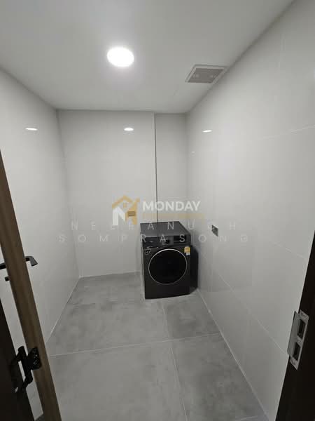 The Waterford Diamond Tower Sukhumvit, Bangkok, 758/18  Soi Sukhumvit 30/1, Sukhumvit Road, Khlong Toei, Bangkok, 3 Bedrooms, 147 sqm, Condo For Sale, by Neeranuch Somprasong, 500476695 - DDproperty.com