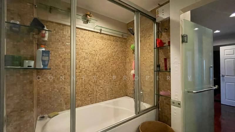 Lumpini Ville Phahol-Suthisarn, Bangkok, 23 Inthamara 2 Alley, Samsen Nai, Phaya Thai, Bangkok, 3 Bedrooms, 138 sqm, Condo For Sale, by Connex Property, 500476725 - DDproperty.com