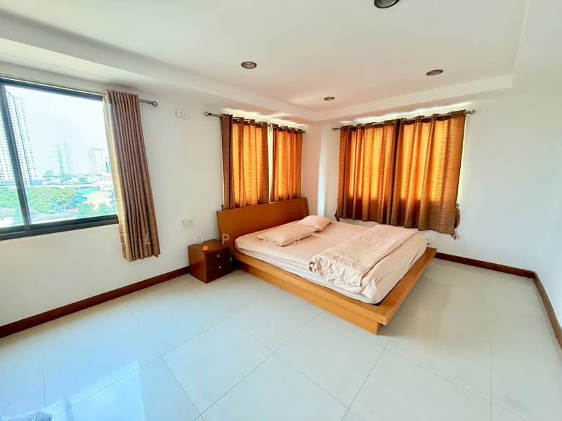Vivid Tower condominium, Bangkok, Pattanakarn, Suan Luang, Suan Luang, Bangkok, 1 Bedroom, 60 sqm, Condo For Rent, by Holtop Property, 500476741 - DDproperty.com