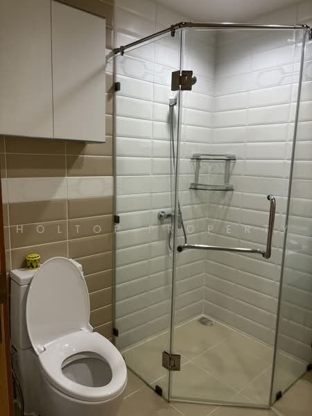 Circle Condominium, Bangkok, 1674 Soi Petchaburi 36 Petchaburi Road, Makkasan, Ratchathewi, Bangkok, 2 Bedrooms, 75 sqm, Condo For Rent, by Holtop Property, 500476751 - DDproperty.com
