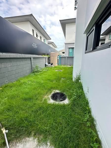 Grand Britania Ratchaphruek Rama 5 : แกรนด์บริทาเนีย ราชพฤกษ์ พระราม5, นนทบุรี, 898/1 ถ.นครอินทร์, บางขนุน, บางกรวย, นนทบุรี, 21 ตร.ม., บ้านเดี่ยว ขาย, โดย Connex Property, 500476786 - DDproperty.com