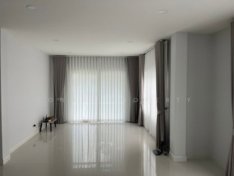 Centro Phetkasem 69, Bangkok, 68 26 Liap Khlong Phasi Charoen Fang Nuea 20, Nong Kham, Nong Khaem, Bangkok, 4 Bedrooms, 225 sqm, Townhouse For Sale, by Connex Property, 500476812 - DDproperty.com
