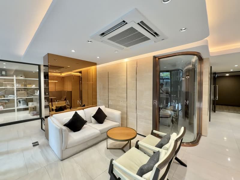 Klass Langsuan, Bangkok, 31-1 Soi Langsuan, Langsuan Road, Lumphini, Pathum Wan, Bangkok, 2 Bedrooms, 74 sqm, Condo For Rent, by Ryan Tarrarinn, 500476820 - DDproperty.com