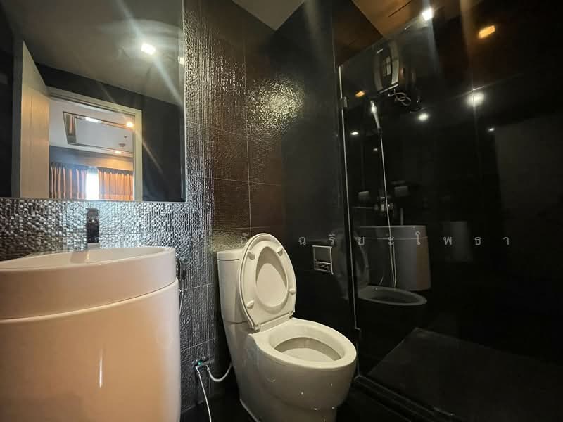 Rhythm Sukhumvit 36-38, Bangkok, 55 Soi Sukhumvit 36, Sukhumvit Road, Phra Kanong, Khlong Toei, Bangkok, 1 Bedroom, 34 sqm, Condo For Rent, by รัชกานต์ อัจฉริยะโพธา, 500476860 - DDproperty.com