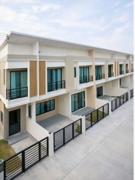 ไม่พบโครงการ, Chon Buri (Pattaya), ศุขประยูร รพ.พนัสนิคม 3 กม., Wat Bot, Phanat Nikhom, Chon Buri (Pattaya), 3 Bedrooms, 163 sqm, Townhouse For Rent, by ณัฐพงศ์ สุนทรอรุณ, 500476864 - DDproperty.com