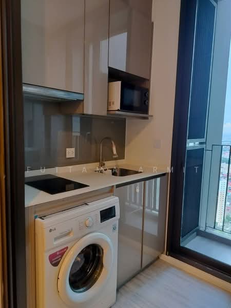 Whizdom Essence, Bangkok, 5 Piyabutr 1 Alley, Bang Chak, Phra Khanong, Bangkok, 1 Bedroom, 34 sqm, Condo For Rent, by Futtama Armit, 500476883 - DDproperty.com