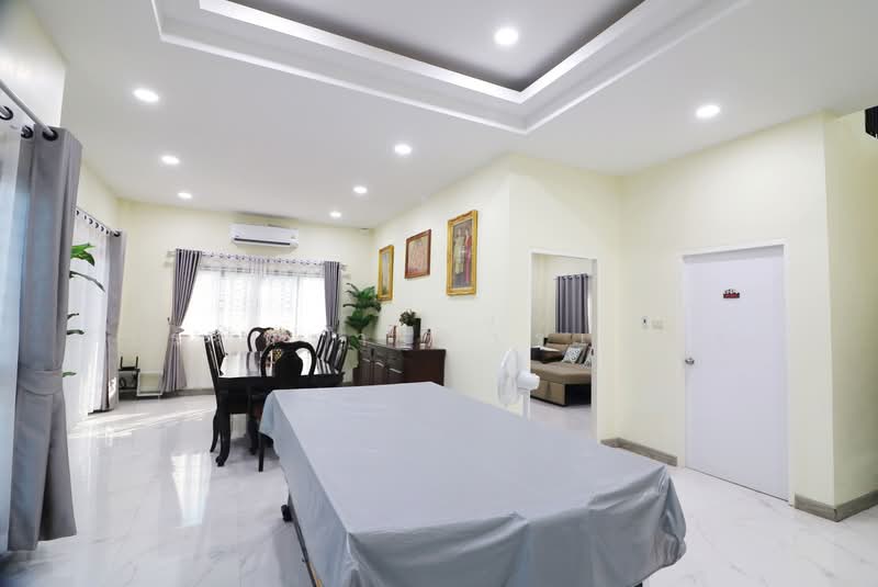 3-Bedroom Luxury Home in Mu Mon, Udon Thani for Sale, Udon Thani, Mu Mon, Muang Udon Thani, Udon Thani, 3 Bedrooms, 265 sqm, Single Detached House For Sale, by วีรภัทรา ดาร์เปอร์, 500476888 - DDproperty.com
