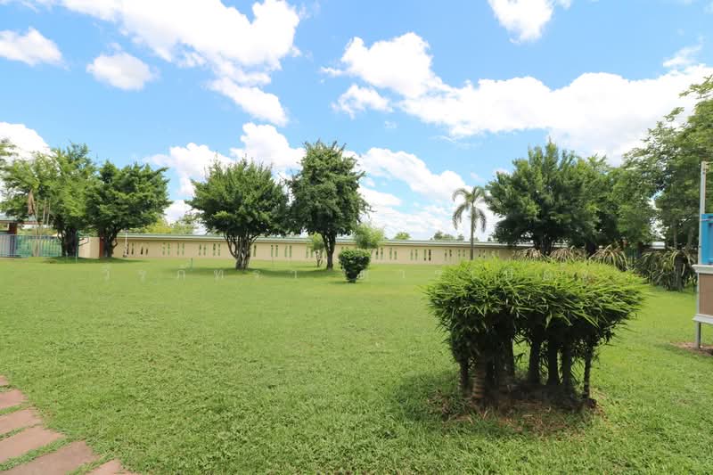 Luxury 4 Brm 5 Bth Home with 6 Rai Land in Wanon Niwat, Sakon Nakhon, Wanon Niwat, Sakon Nakhon, 4 Bedrooms, 215 sqm, Single Detached House For Sale, by วีรภัทรา ดาร์เปอร์, 500476895 - DDproperty.com