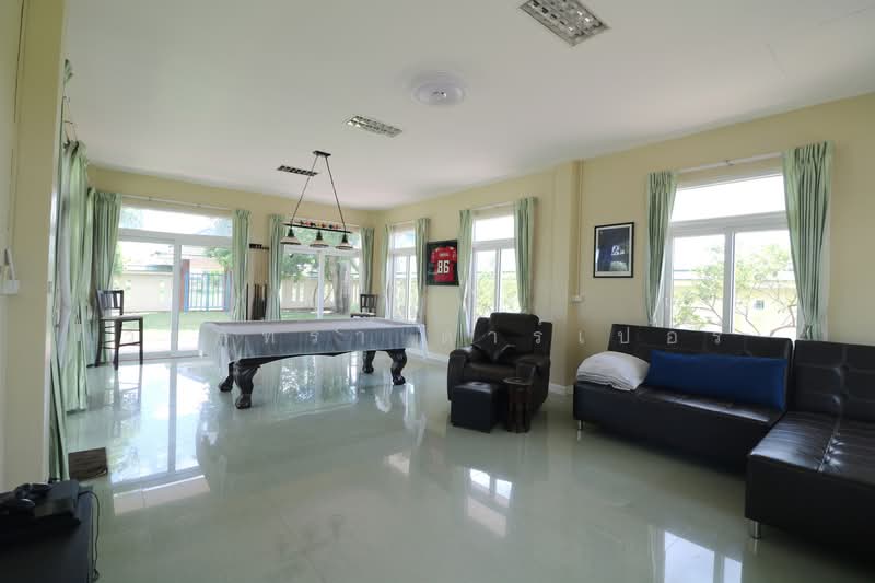 Luxury 4 Brm 5 Bth Home with 6 Rai Land in Wanon Niwat, Sakon Nakhon, Wanon Niwat, Sakon Nakhon, 4 Bedrooms, 215 sqm, Single Detached House For Sale, by วีรภัทรา ดาร์เปอร์, 500476895 - DDproperty.com