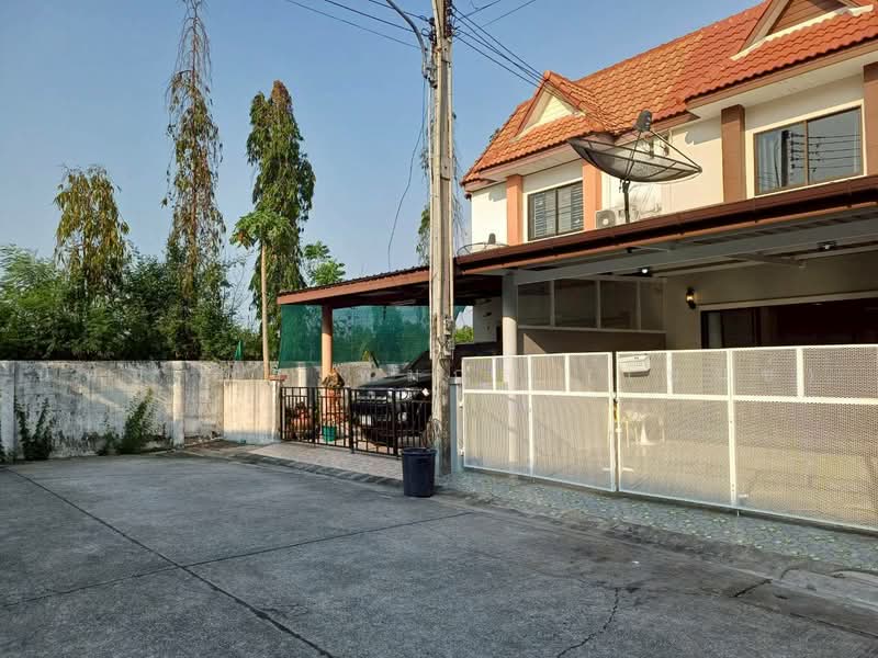 My Home Garden, Chon Buri (Pattaya), Na Pa, Muang Chon Buri, Chon Buri (Pattaya), 3 Bedrooms, 100 sqm, Townhouse For Sale, by Nattayaporn Peumkul (Benz), 500476896 - DDproperty.com