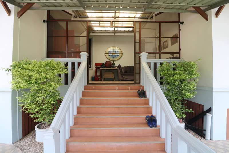 ขายบ้านเดี่ยวพร้อมสระว่ายน้ำ 3 ห้องนอน สว่างแดนดิน สกลนคร, สกลนคร, บ้านถ่อน, สว่างแดนดิน, สกลนคร, 160 ตร.ม., บ้านเดี่ยว ขาย, โดย วีรภัทรา ดาร์เปอร์, 500476925 - DDproperty.com