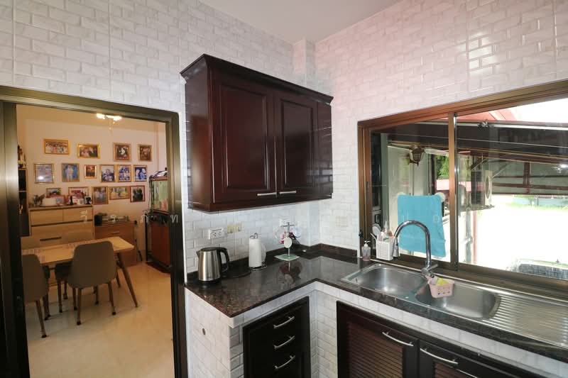 Peaceful 3-Bed Pool Home for Sale in Sawang Daen Din, Sakon Nakhon, Ban Thom, Sawang Daen Din, Sakon Nakhon, 3 Bedrooms, 160 sqm, Single Detached House For Sale, by วีรภัทรา ดาร์เปอร์, 500476925 - DDproperty.com