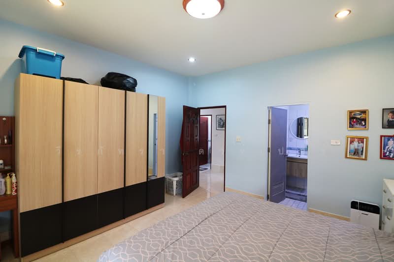 Peaceful 3-Bed Pool Home for Sale in Sawang Daen Din, Sakon Nakhon, Ban Thom, Sawang Daen Din, Sakon Nakhon, 3 Bedrooms, 160 sqm, Single Detached House For Sale, by วีรภัทรา ดาร์เปอร์, 500476925 - DDproperty.com