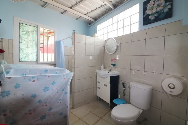 Peaceful 3-Bed Pool Home for Sale in Sawang Daen Din, Sakon Nakhon, Ban Thom, Sawang Daen Din, Sakon Nakhon, 3 Bedrooms, 160 sqm, Single Detached House For Sale, by วีรภัทรา ดาร์เปอร์, 500476925 - DDproperty.com