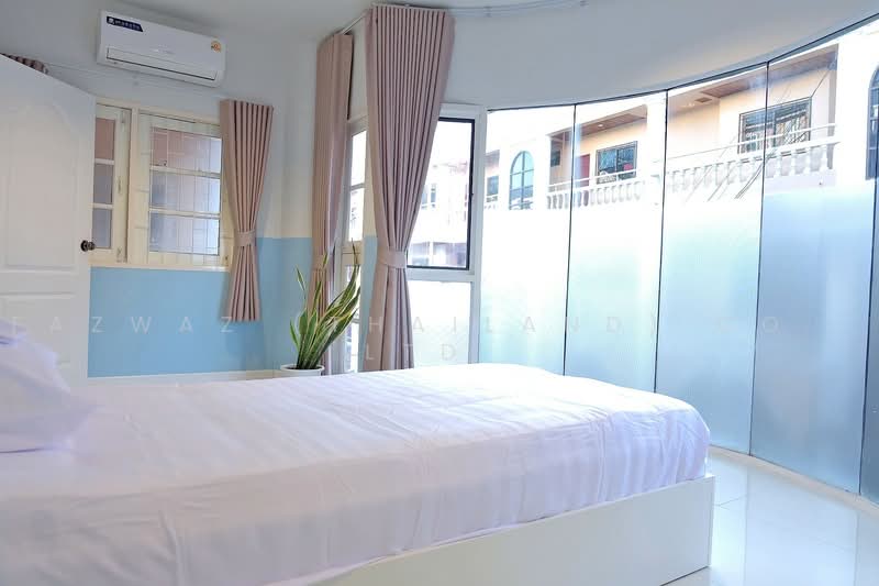 Rare 5-Storey Thonglor Townhouse for Rent | 9BR, 400 SqM Sukhumvit 55, Bangkok, Khlong Toei, Bangkok, 9 Bedrooms, 400 sqm, Townhouse For Rent, by Fazwaz (Thailand) Co., Ltd., 500476926 - DDproperty.com
