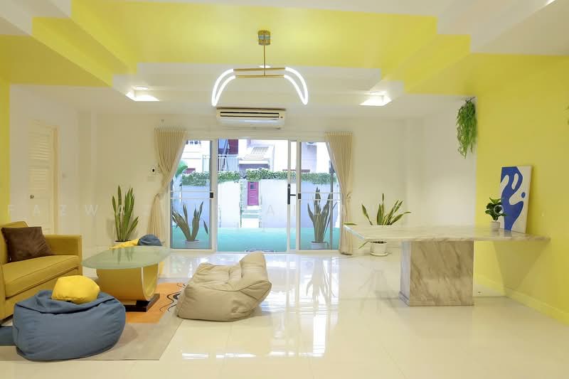 Rare 5-Storey Thonglor Townhouse for Rent | 9BR, 400 SqM Sukhumvit 55, Bangkok, Khlong Toei, Bangkok, 9 Bedrooms, 400 sqm, Townhouse For Rent, by Fazwaz (Thailand) Co., Ltd., 500476926 - DDproperty.com