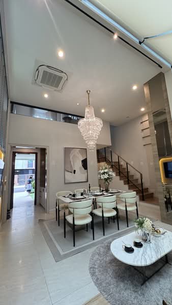 Baan Klang Muang Classe Sukhumvit 77, Bangkok, Soi On Nut 21, Suan Luang, Bangkok, 2 Bedrooms, 190 sqm, Townhouse For Sale, by มาสสิณี ธนธัญนพรัตน์, 500476931 - DDproperty.com