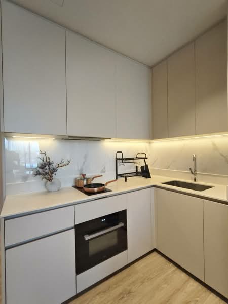 Bearing Residence, Bangkok, No. 12, Bearing Residence, Soi 5, Bang Na, Bangkok, 1 Bedroom, 64 sqm, Condo For Rent, by Khun Zia, 500476934 - 1 Bedroom 64 sq.m. - DDproperty.com
