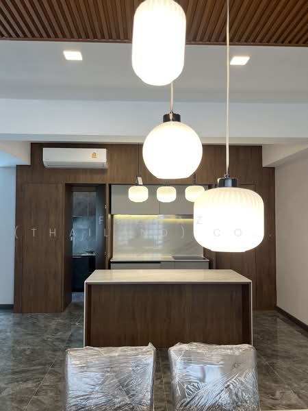 White Mansion Thonglor 25 | Luxury 5-Storey 600 SqM Pet-Friendly House, Bangkok, Khlong Toei, Bangkok, 4 Bedrooms, 600 sqm, Single Detached House For Rent, by Fazwaz (Thailand) Co., Ltd., 500476944 - DDproperty.com