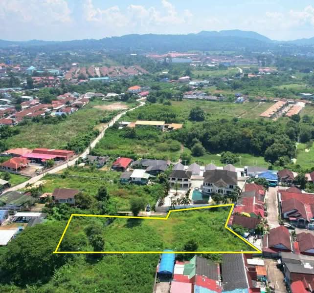 Land for sale on the beachfront in Bang Saray, 1 rai Located near Sukhumvit Road 3 and the beach, Chon Buri (Pattaya), Bang Sa-re, Sattahip, Chon Buri (Pattaya), , 2,056 sqm, Land For Sale, by RICHWELL INTERPLUS, 500476949 - DDproperty.com