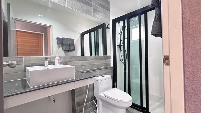 For Rent – 3 Brm, 2 Bth Furnished Home in Sinthara Park Estate Khon Kaen, Khon Kaen, Ban Pet, Muang Khon Kaen, Khon Kaen, 3 Bedrooms, 118 sqm, Single Detached House For Rent, by วีรภัทรา ดาร์เปอร์, 500476954 - DDproperty.com
