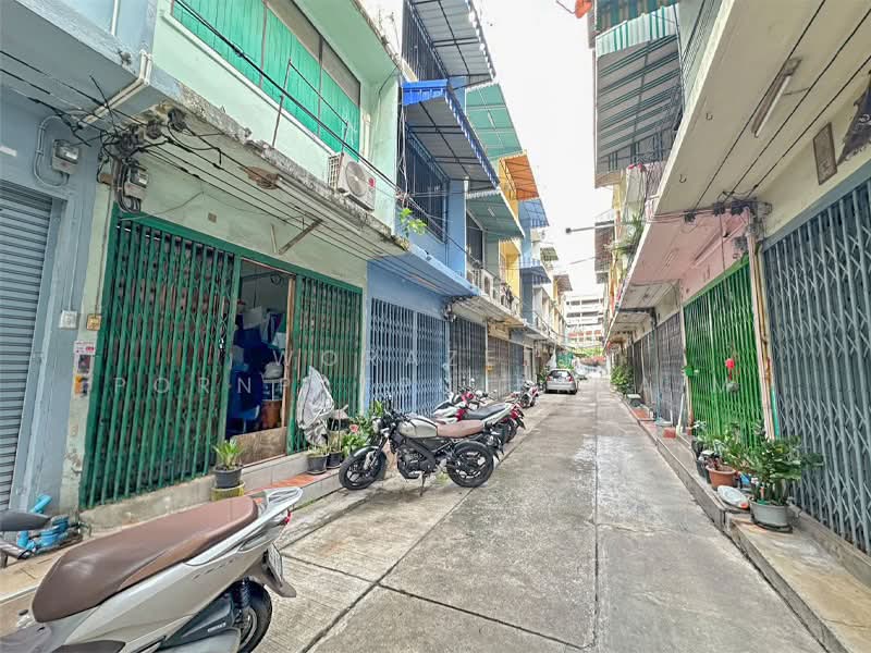 ตึกแถว ถนนจันทน์ 17, Bangkok, จันทน์ 17, Chong Nonsi, Yan Nawa, Bangkok, 3 Bedrooms, 120 sqm, Townhouse For Sale, by Worazett pornpatpulkasaim, 500476955 - DDproperty.com