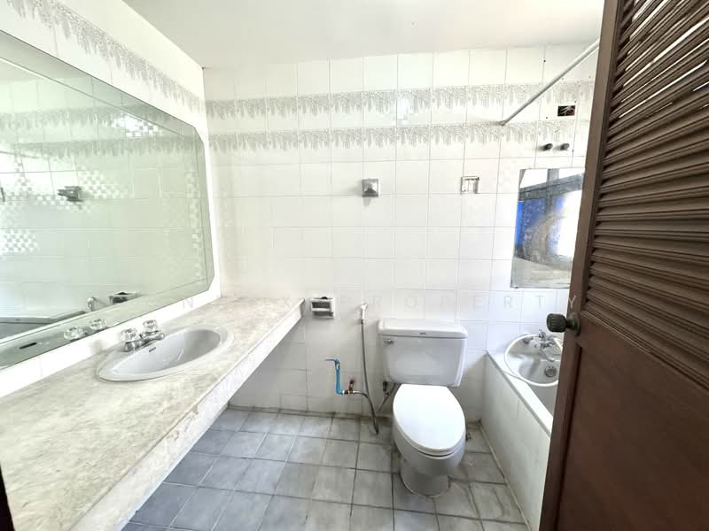 Pin Jaran Villa, Bangkok, จรัญสนิทวงศ์, Arun Amarin, Bangkok Noi, Bangkok, 4 Bedrooms, 280 sqm, Townhouse For Rent, by Connex Property, 500476973 - DDproperty.com