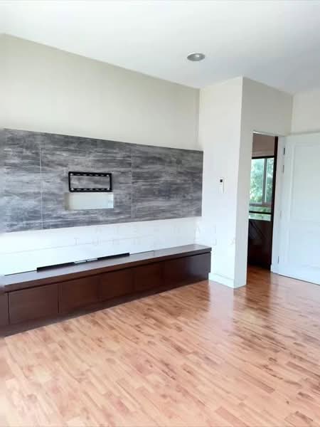 Bangkok Boulevard Rama 9-Srinakarin, Bangkok, Krungthep Kreetha Road, Saphan Sung, Bangkok, 3 Bedrooms, 214 sqm, Single Detached House For Sale, by Atsanai Tungateja, 500476974 - DDproperty.com