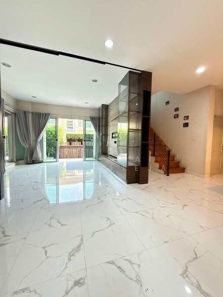 Bangkok Boulevard Rama 9-Srinakarin, Bangkok, Krungthep Kreetha Road, Saphan Sung, Bangkok, 3 Bedrooms, 214 sqm, Single Detached House For Sale, by Atsanai Tungateja, 500476974 - DDproperty.com