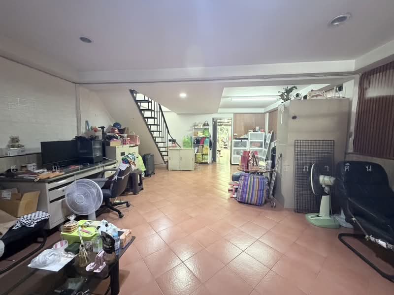 ลาดพร้าว, กรุงเทพ, ลาดพร้าว, กรุงเทพ, 120 ตร.ม., ทาวน์เฮ้าส์ ขาย, โดย ศริญาภัสร์ กิตติสิทธิ์ภาคิน, 500476985 - DDproperty.com